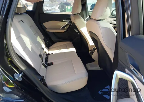 2025 BMW X1 xDrive28I из США, поврежденный, VIN WBX73EF09S5086704